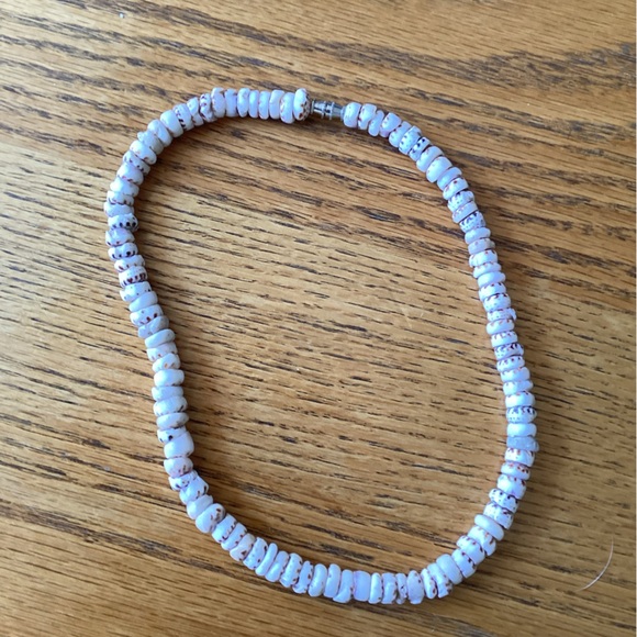 Tiger Puka Shell Necklace - Picture 2 of 5